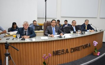 Sessões na Câmara de Terenos são marcadas por apoio ao emprego, cobranças por infraestrutura e homenagem histórica ao vereador Saci