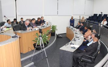 Câmara de Terenos aprova medidas para educação, saúde e serviços públicos