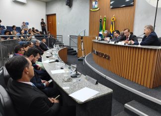 Câmara de Terenos debate seleção de diretores escolares e analisa novos projetos