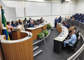 Câmara de Terenos aprova programa de renegociação de dívidas e discute destinação de área pública